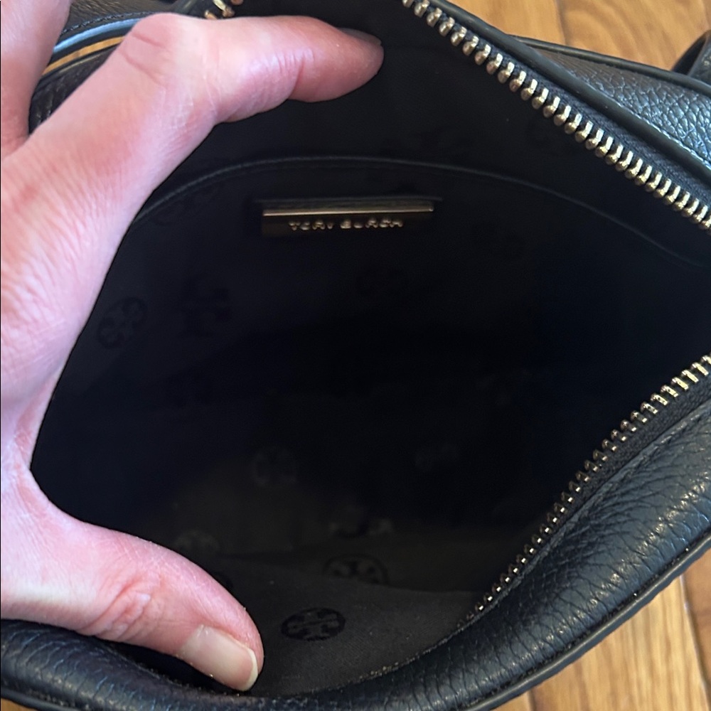 Tory Burch Black Pebbled Leather Crossbody with Tassel - Picture 4 of 12